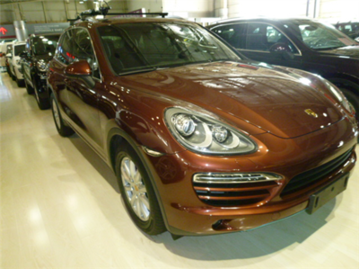 天津港12款保時捷現車熱銷，天津鴻興汽車貿易總代理顏色齊全